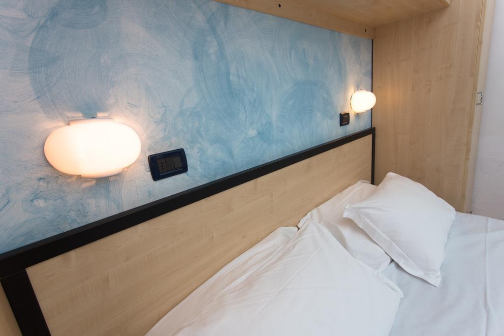 Hotel New Castle Cesenatico Exterior photo